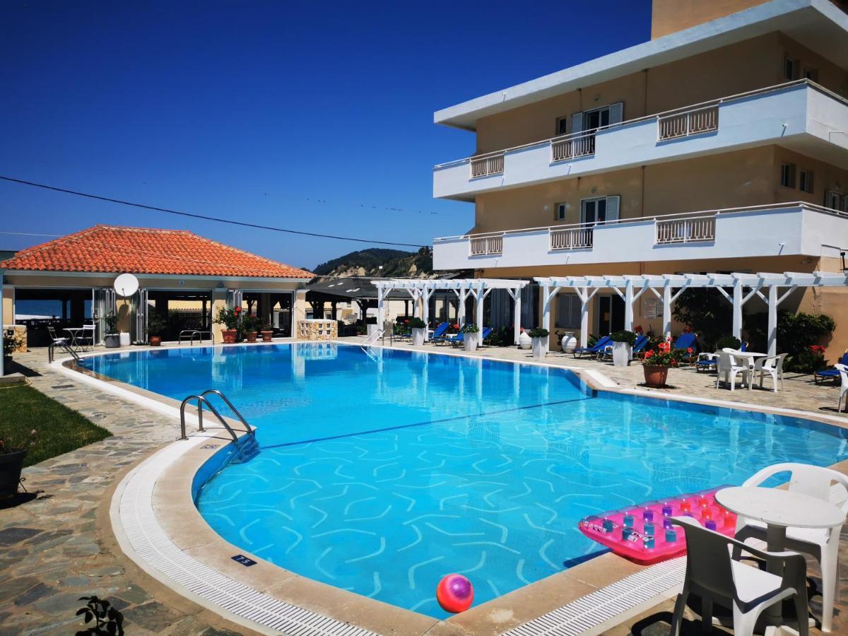 Nafsika Hotel Agios Stefanos Avliotes  Exteriér fotografie