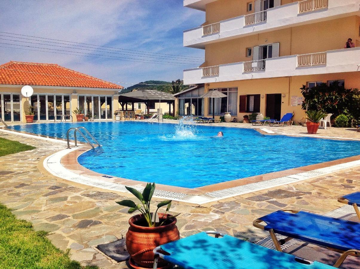 Nafsika Hotel Agios Stefanos Avliotes  Exteriér fotografie